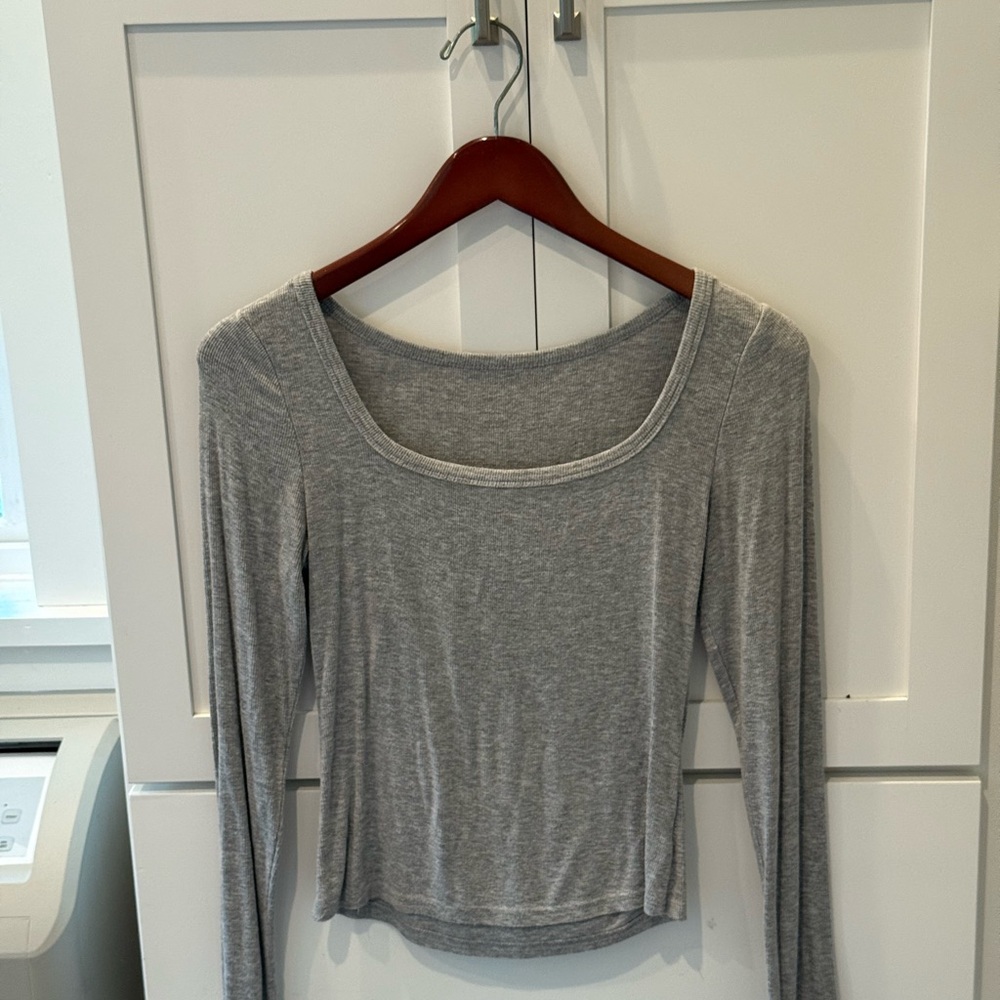 Gray Long Sleeve Women's Top